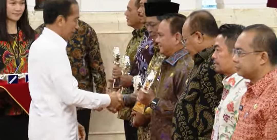 Pj. Gubernur Sultra Raih Reward TPID Kategori Provinsi Berkinerja Terbaik Tahun 2024
