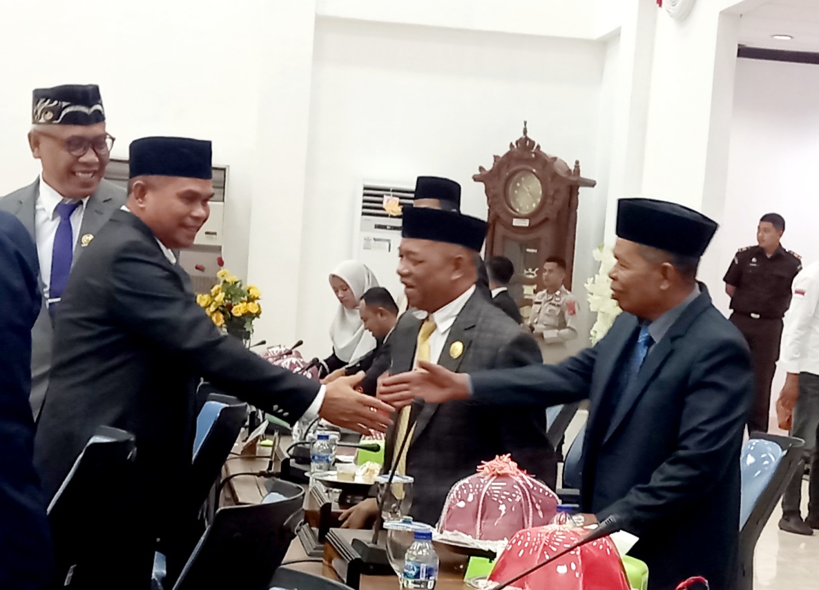 DPRD Buton Gelar Sidang Paripurna HUT Buton ke 65 DPRD Buton Gelar Sidang Paripurna HUT Buton ke 65