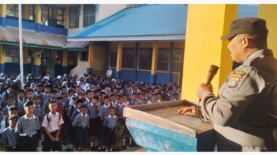 Sat Binmas Polres Buton Gelar Police Goes to School