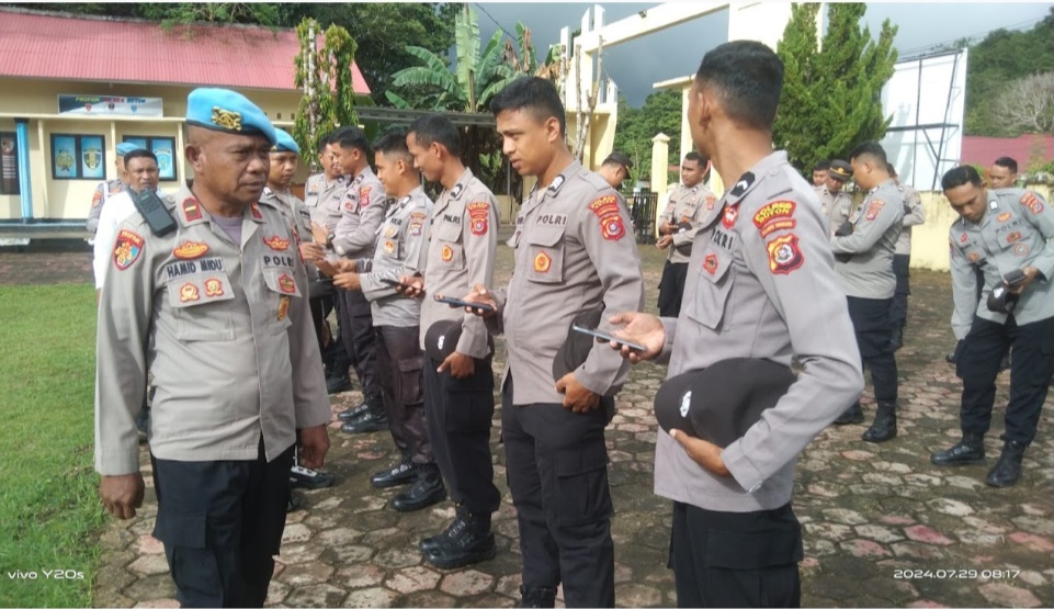 Cegah Judi Online, Ponsel Polisi Buton Diperiksa