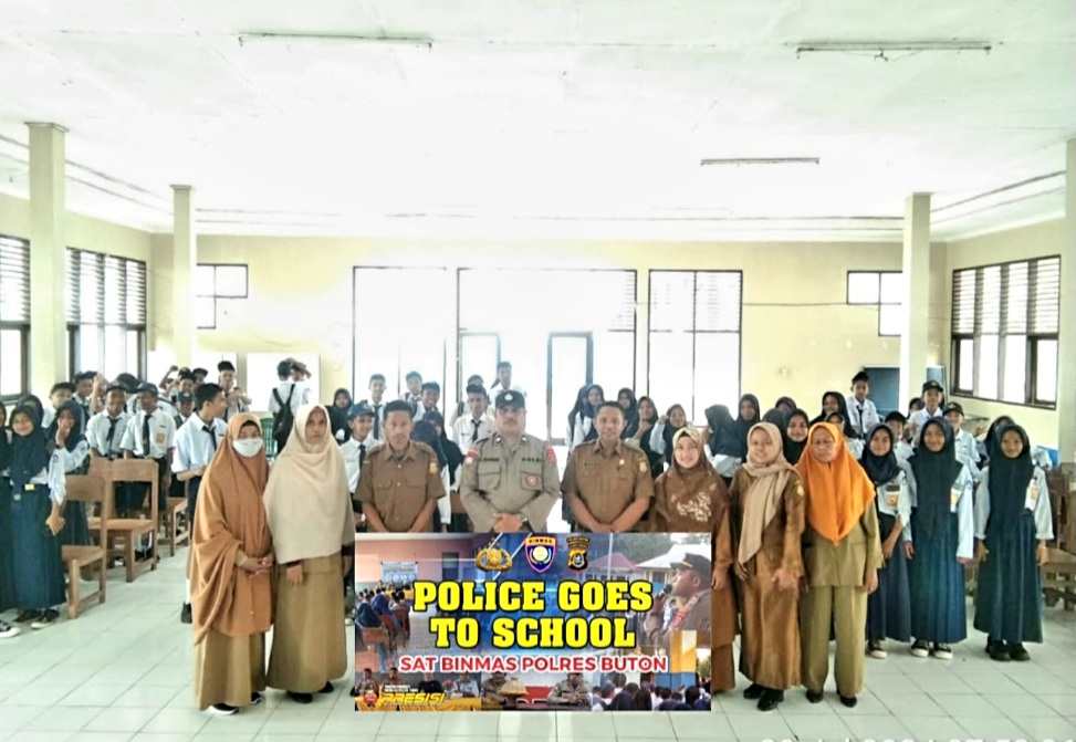 Cegah Kenakalan Remaja Polisi Gelar Sosialisasi di Sekolah