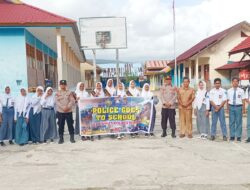 Sat Binmas Polres Buton Gelar Police Goes To School di SMKN 2 Pasarwajo
