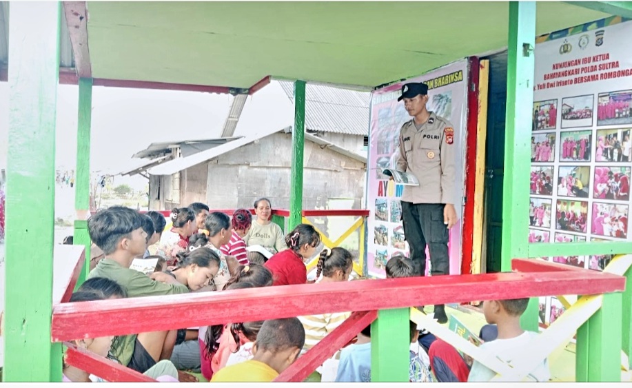 Sat Binmas Polres Buton Hadir Kembali di Rumah Baca Bajo Bahari