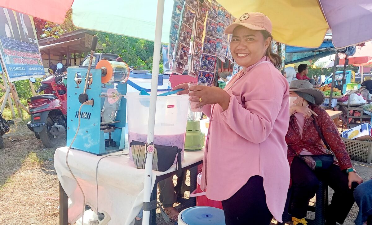 Omzet UMKM di Buton Naik Drastis Selama Pelaksanaan Lomba Gebyar Merah Putih