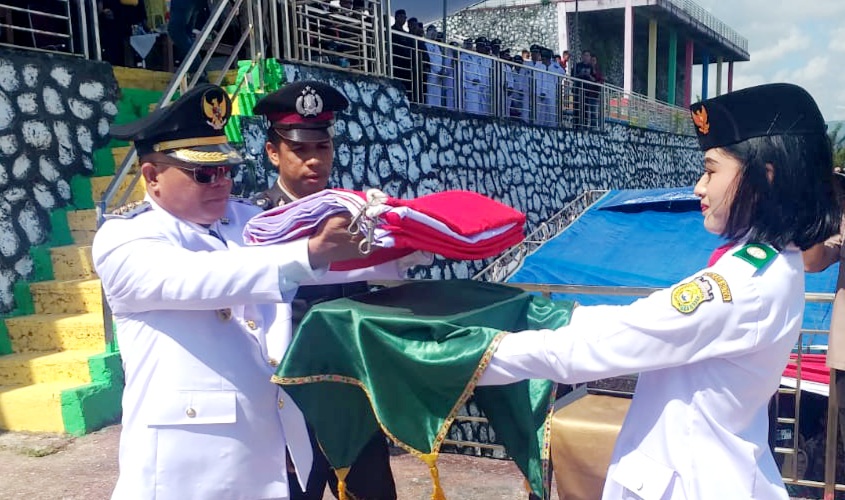 Pj Bupati Buton Pimpin Upacara HUT Ke .-79 RI