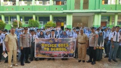Polisi Sosialisasi Bahaya Bullyng dan Kenakalan Remaja di Sekolah