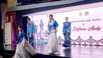 Fashion Show Kriyanusa 2024 di Jakarta, Buton Tampilkan Tenunan Wabula