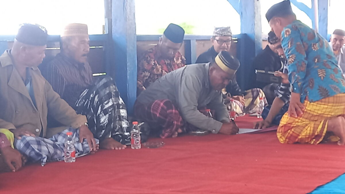 Matana Surumba Wabula dan Lapandewa Dukung Lembaga Adat Hasil Islah