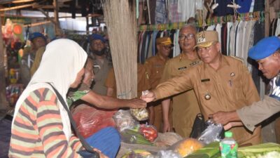 Pj. Bupati Buton Sidak Pasar Shabo