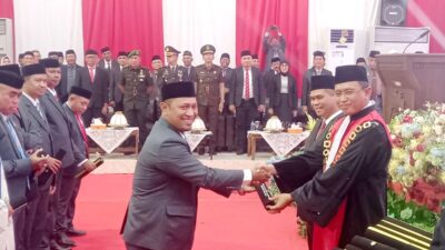 Pj Bupati Buton Hadiri Pelantikan Anggota DPRD Buton