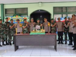 Hari Jadi TNI ke-79 Polres Beri Kejutan Kepada TNI di Buton