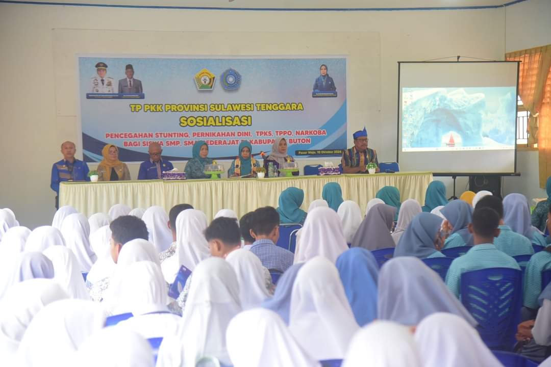 Ketua TP PKK Sultra Adakan Sosialisasi Stunting Bagi Siswa SMP dan SMA