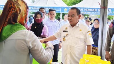 Pj. Gubernur Sultra Resmi Membuka Gerakan Pangan Murah Serentak se-Sultra