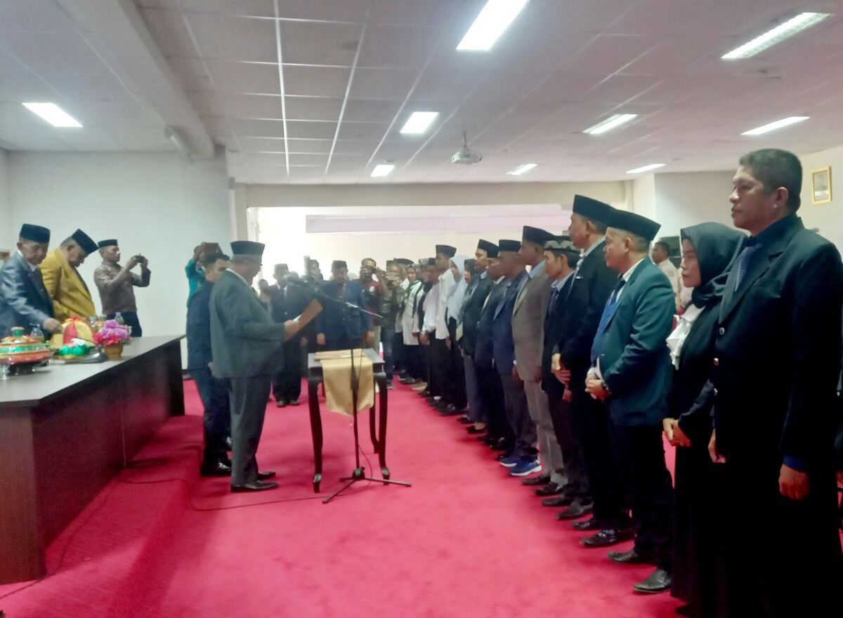 Sekda Buton Lantik 15 Pejabat Eselon 3 dan 4