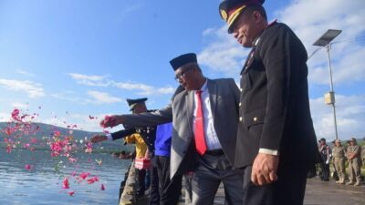 Peringatan Hari Pahlawan Nasional 2024 Pemkab dan Polres Buton Gelar Upacara Tabur Bunga
