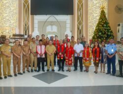 Tinjau Gereja di Kendari, Pj Gubernur : Selamat Memperingati Hari Kelahiran Yesus Kristus