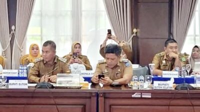 Pj Bupati Buton Hadiri RUPS-LB PD. BPR Bahteramas