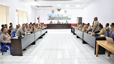 Dukung Ketahanan Pangan, Wakapolres Buton Minta Bhabinkamtibmas Beri Pendampinga ke Petani