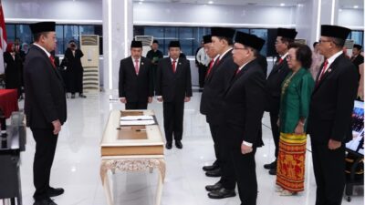 Mentri Nusron Lantik 41 Pejabat Struktural dan Fungsional