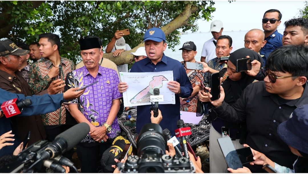 Mentri Nusron Wahid Batalkan Sertifikat di Wilayah Pagar Laut Desa Kohod