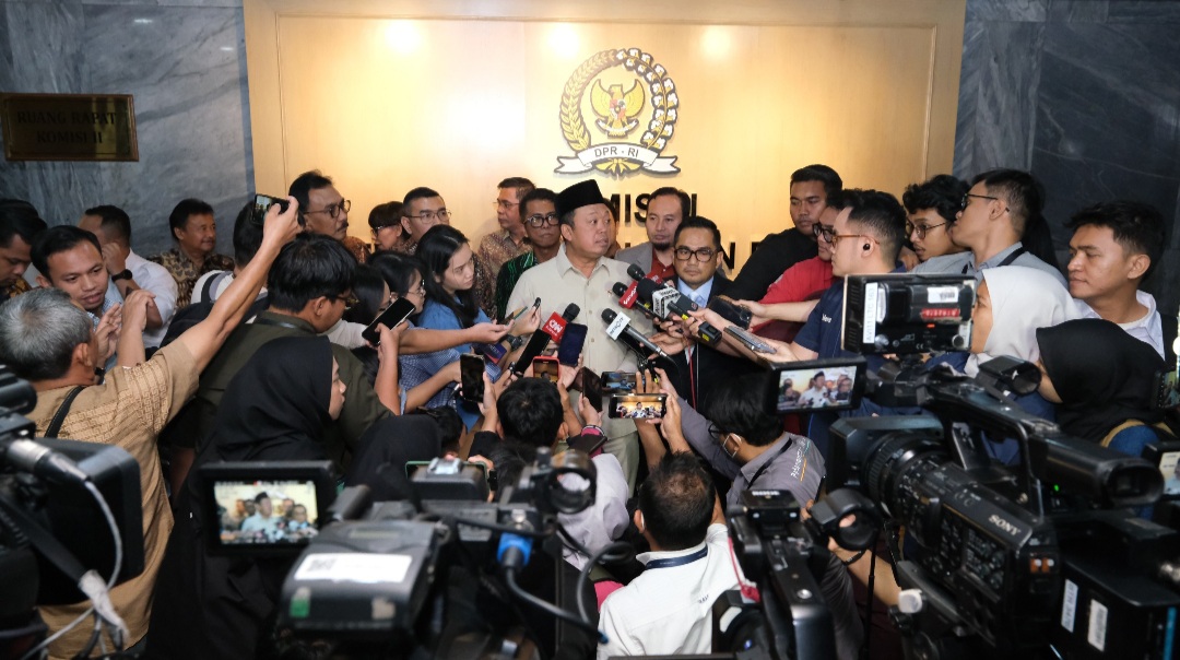 Rapat di Komisi II DPR RI, Menteri Nusron Sampaikan Progres Penertiban 537 Perusahaan Sawit
