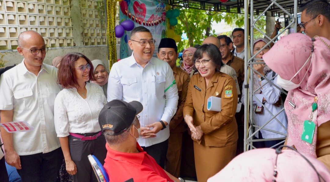 Wamen ATR/BPN Tinjau Program Cek Kesehatan Gratis di Puskesmas