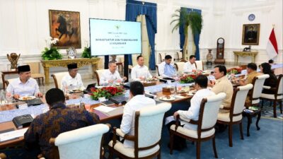 Hadiri Rapat Terbatas di Istana Negara, Mentri Nusron Paparkan Isu Strategis