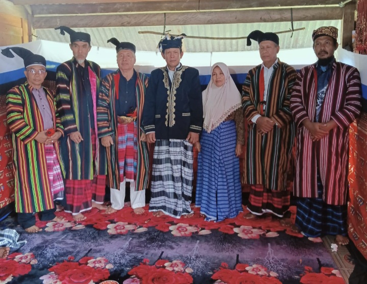 Laode Kainuddin Dikukuhkan sebagai Lakina Tumada Kesultanan Buton