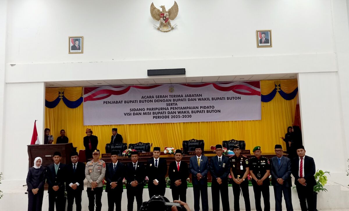 Bupati Buton Alvin Sampaikan Visi Misi di DPRD