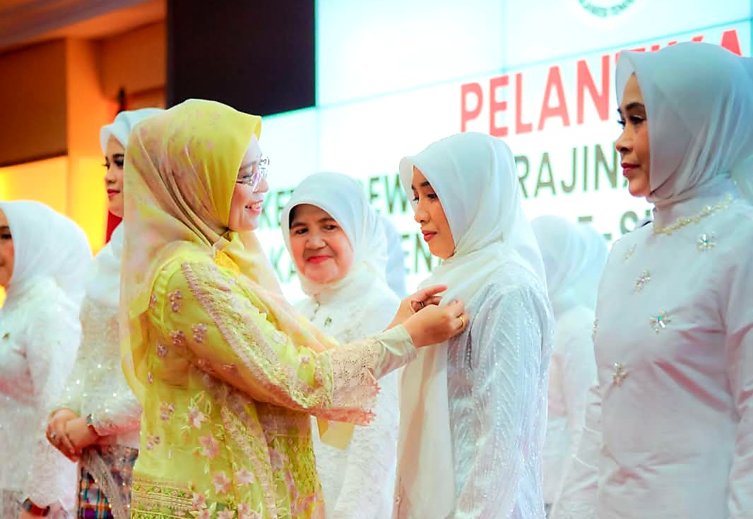 Bupati Buton Hadiri Pelantikan Ketua Dekranasda Kabupaten Buton di Kendari
