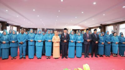 Gubernur Sultra Lantik Ketua Pengurus TP PKK Provinsi Sultra Periode 2025-2030