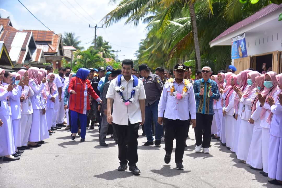 Bupati Buton Launching PKG di Puskesmas Wabula