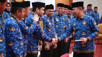 Bupati Buton Hadiri Sosialisasi Program Makan Bergizi Gratis di Kantor Gubernur Sultra