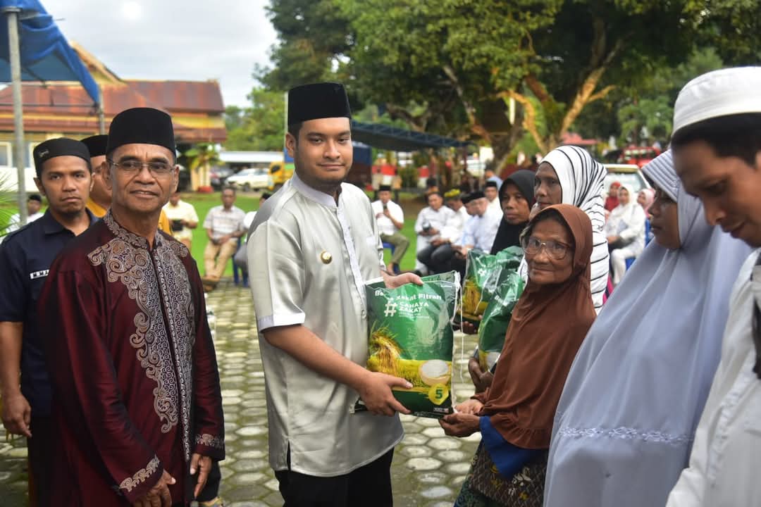 Pemkab Buton Gelar Pasar Murah di Kapontori