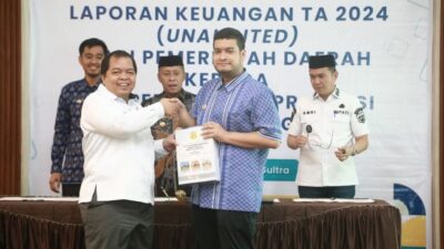 Bupati Buton Serahkan Laporan Keuangan TA 2024