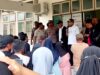Bupati Buton Temui Emak-Emak Desa Wabula 1 yang Demo