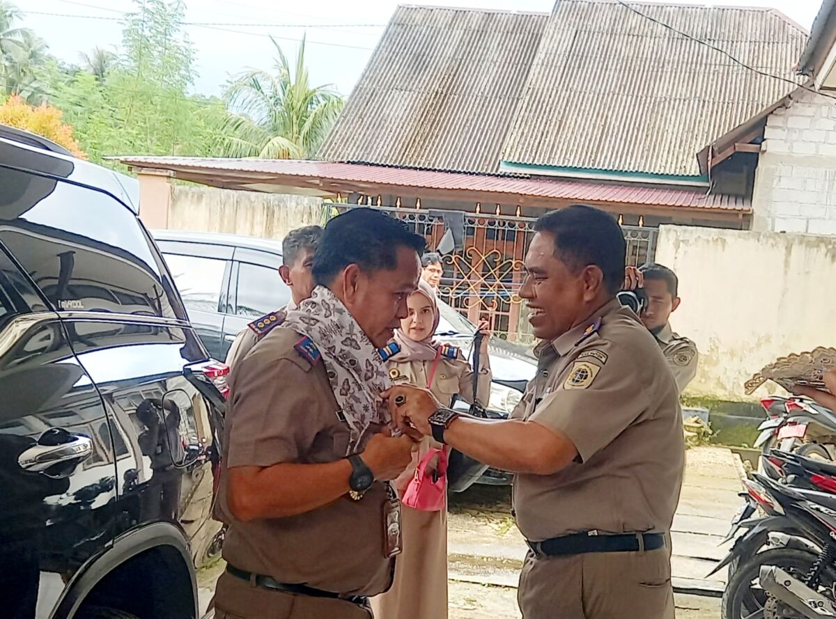 Kakanwil BPN Sultra Tinjau Langsung Layanan Pertanahan di Buton Kakanwil BPN Sultra Tinjau Langsung Layanan Pertanahan di Buton