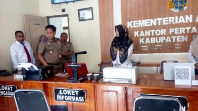 Kakanwil BPN Sultra Tinjau Langsung Layanan Pertanahan di Buton