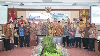 Mentri Nusron Dialog Bersama Kepala Daerah Se-Jawa Tengah