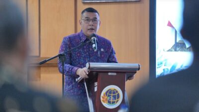 Ibadah Paskah Bersama Kementerian ATR/BPN, Wamen Ossy Sampaikan Pentingnya Memberi Kepastian Hukum bagi Rumah Ibadah