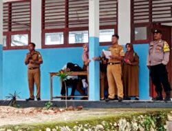 Bhabinkamtibmas Lapandewa Pam Kelulusan Siswa SMAN 1 Lapandewa