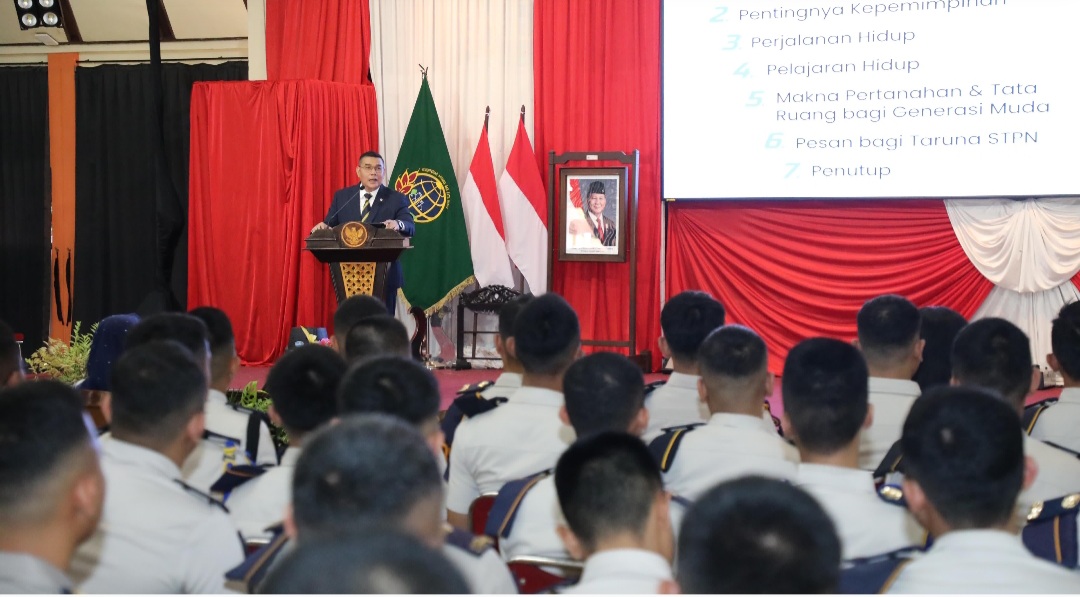 Beri Kuliah Umum di STPN Yogyakarta, Wamen Ossy: Tumbuhkan Jiwa Kepemimpinan dan Jadi Inspirasi