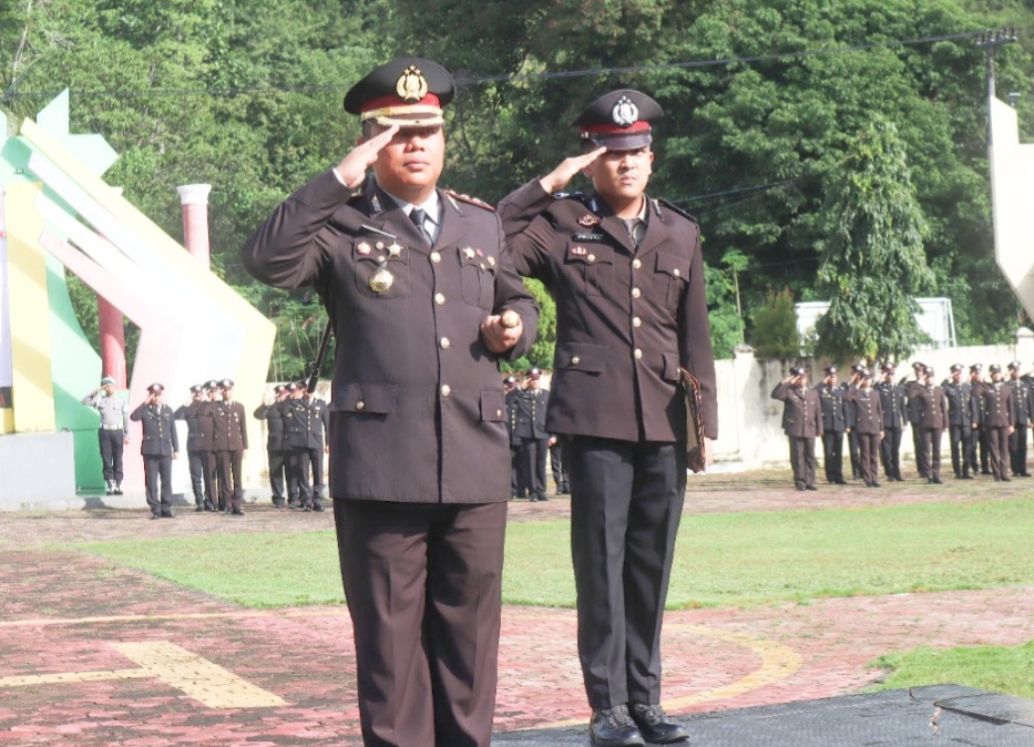 Kapolres Buton Pimpin Upacara Harkitnas ke-117
