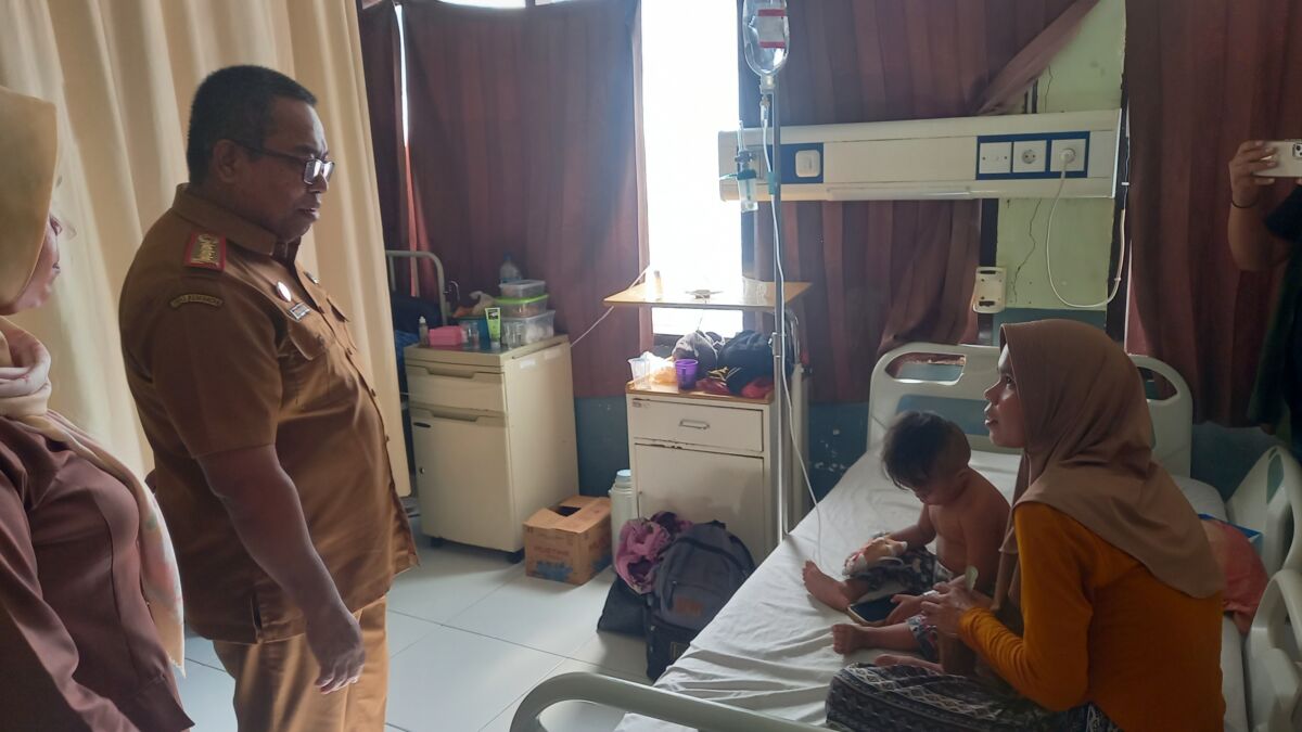 Berangsur Membaik, Puluhan Anak Korban Keracunan Makanan Dipulangkan dari Puskesmas Wolowa Berangsur Membaik, Puluhan Anak Korban Keracunan Makanan Dipulangkan dari Puskesmas Wolowa