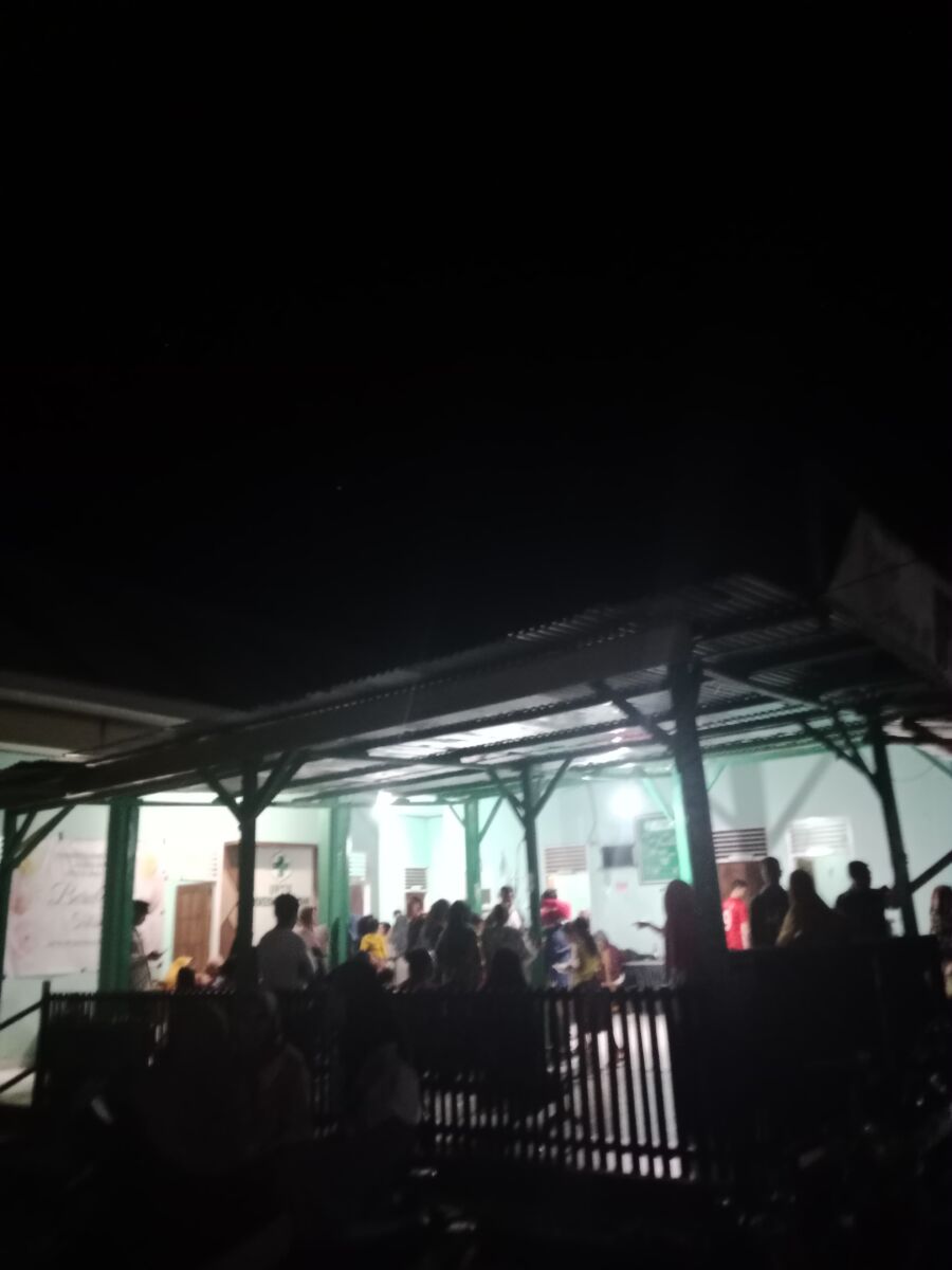 Puluhan Balita dan Ibu Hamil di Wolowa Diduga Keracunan Makanan Tambahan Puluhan Balita dan Ibu Hamil di Wolowa Diduga Keracunan Makanan Tambahan