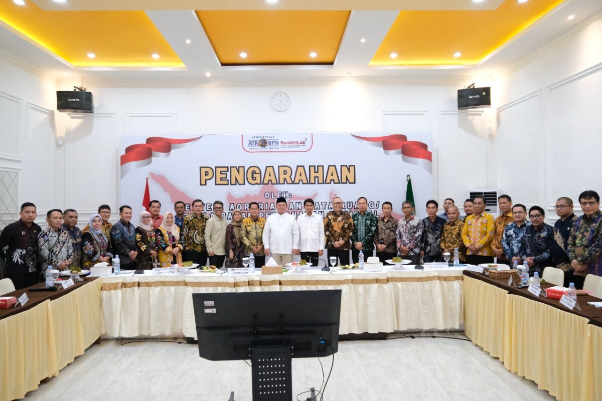 Kepala BPN Buton Hadiri Rakor bersama Mentri ATR/BPN di Kendari