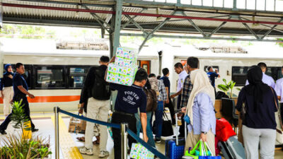 Selama Long Weekend Waisak 2025, KAI Daop 1 Jakarta Layani 371.202 Pelanggan