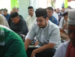 Bupati Buton Shalat Ied di Masjid Besar Nurul Yaqin Pasarwajo
