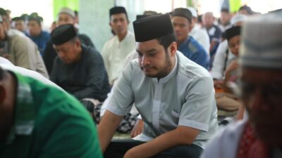 Bupati Buton Shalat Ied di Masjid Besar Nurul Yaqin Pasarwajo