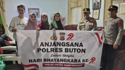 Hari Bhayangkara ke - 79 Kapolres Buton Anjangsana ke Kediaman Purnawirawan